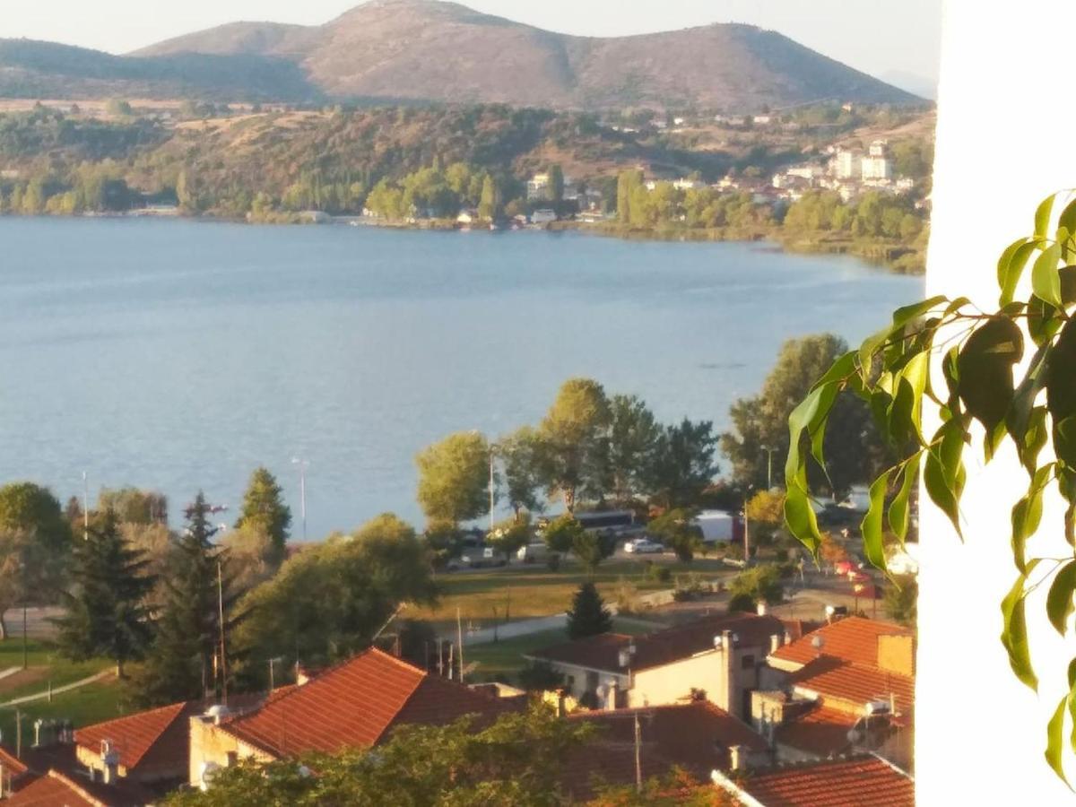 Calm Lake Balcony แคซโทเรีย ภายนอก รูปภาพ